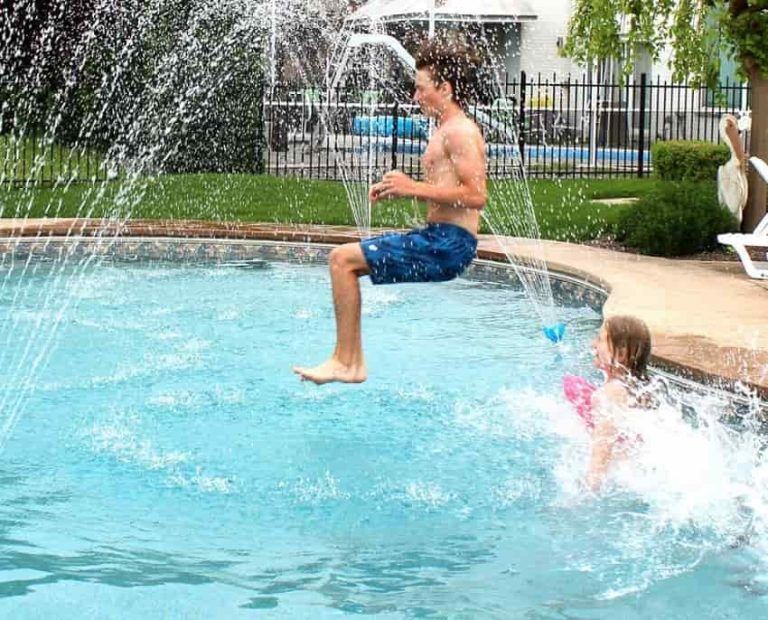 kids pool fountain