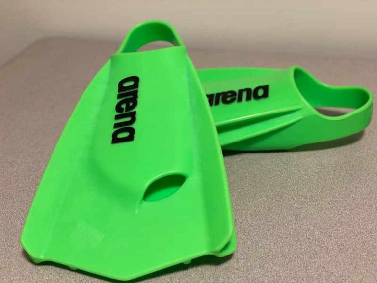 7 Best Swim Fins for Swimmers