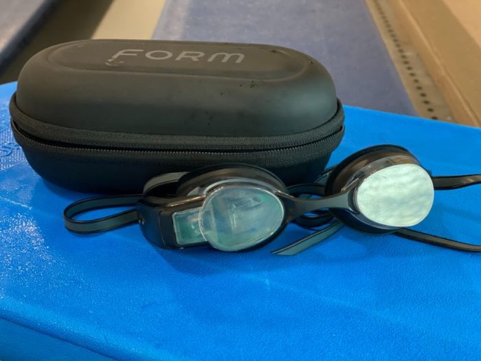 form-swim-goggles-review-the-world-s-first-smart-swim-goggle